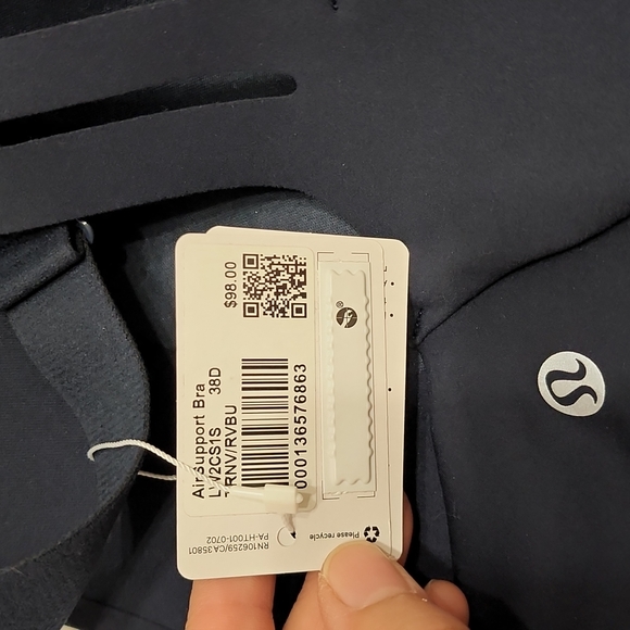 NEW Lululemon Air Support Bra - Navy blue - Picture 9 of 9